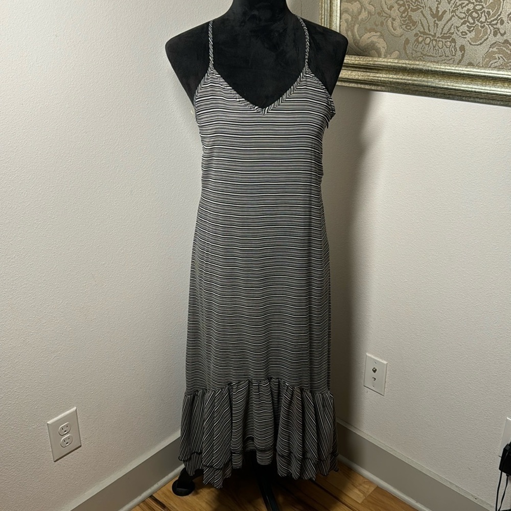 Romeo & Juliet Couture striped racer back ruffle bottom hi low‎ maxi dress Sz S